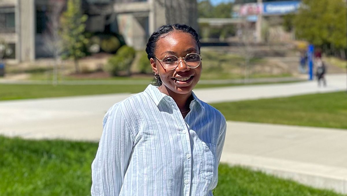 Busola Awobode '22, English major and Philosophy minor