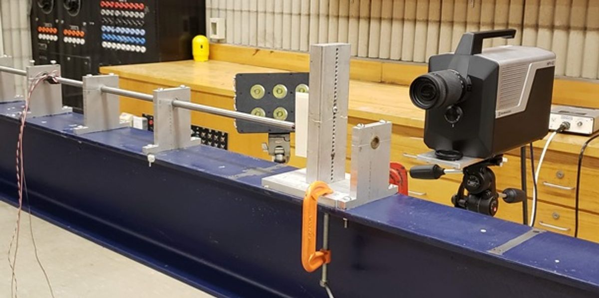 Chalivendra research - dynamic fracture of 3D printed materials