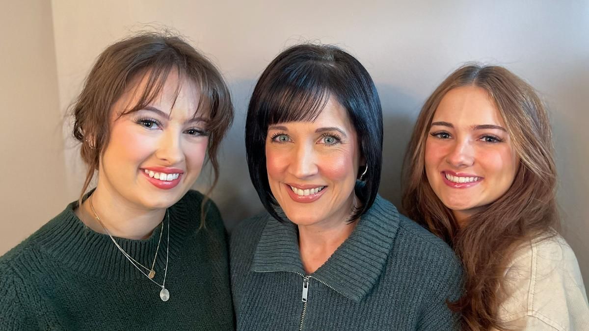 Sister and mother of Paiger Bernier '24