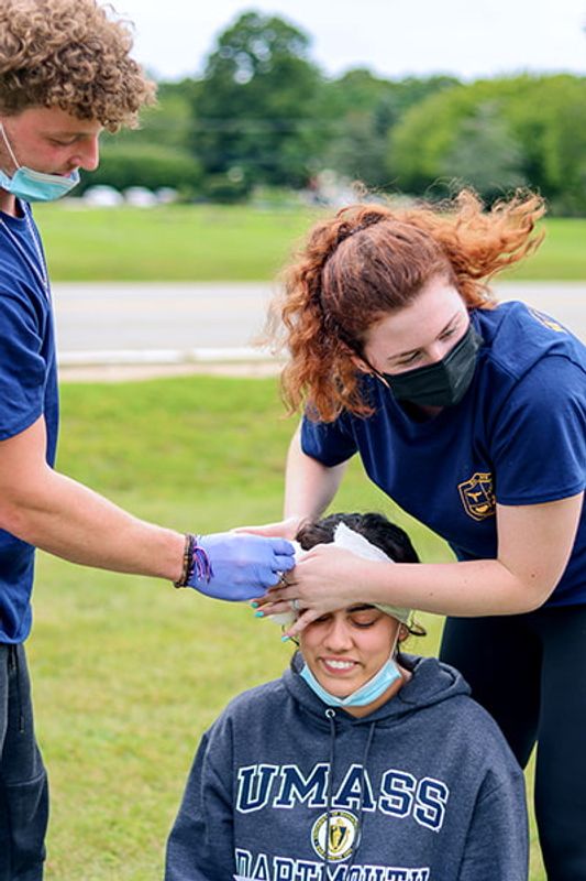 Sophomore nursing students trained in community first aid
