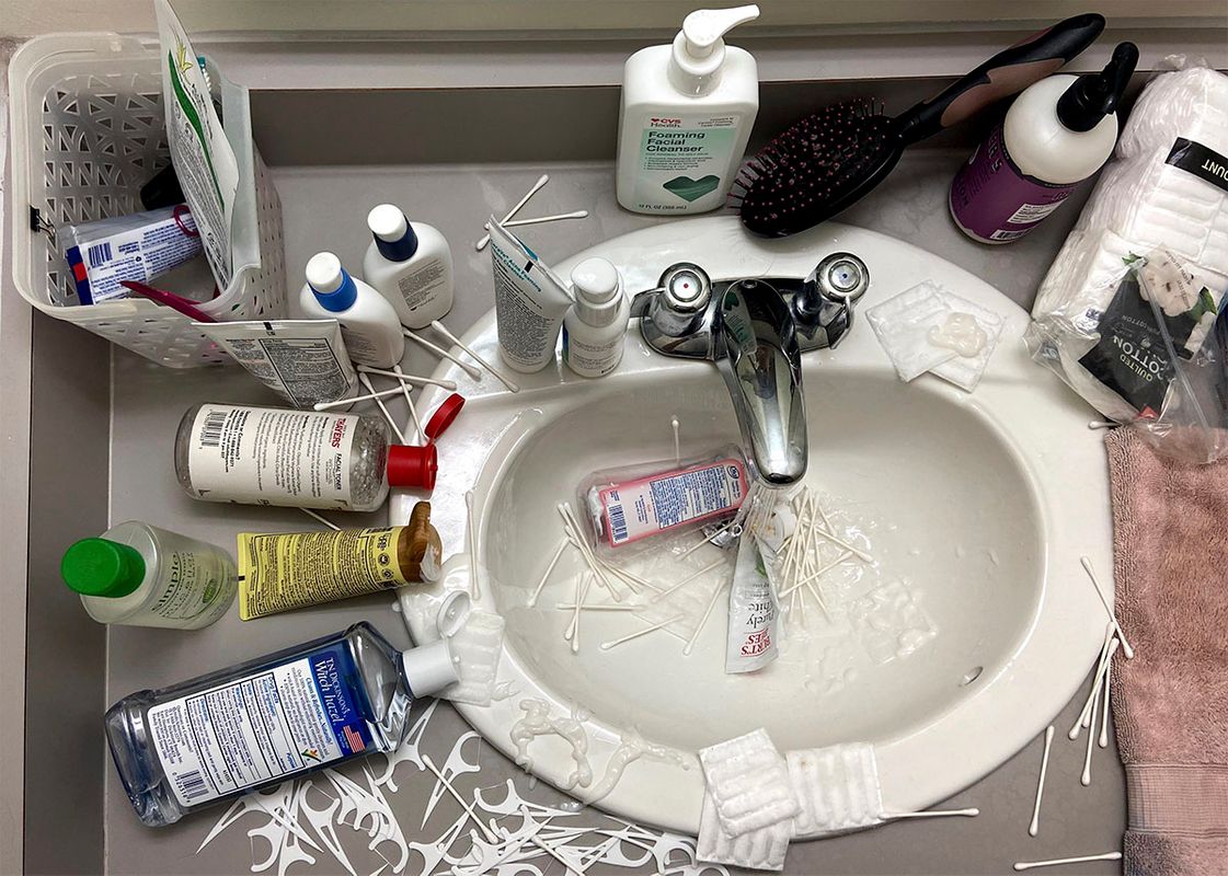 Everything Is Fine, 2021, archival inkjet print, 24 x 17.12 inches