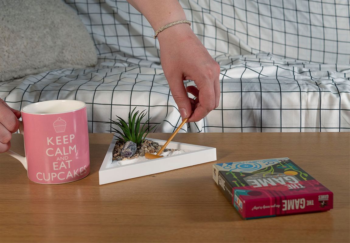 Everything Is Fine, 2021, archival inkjet print, 24 x 16.68 inches