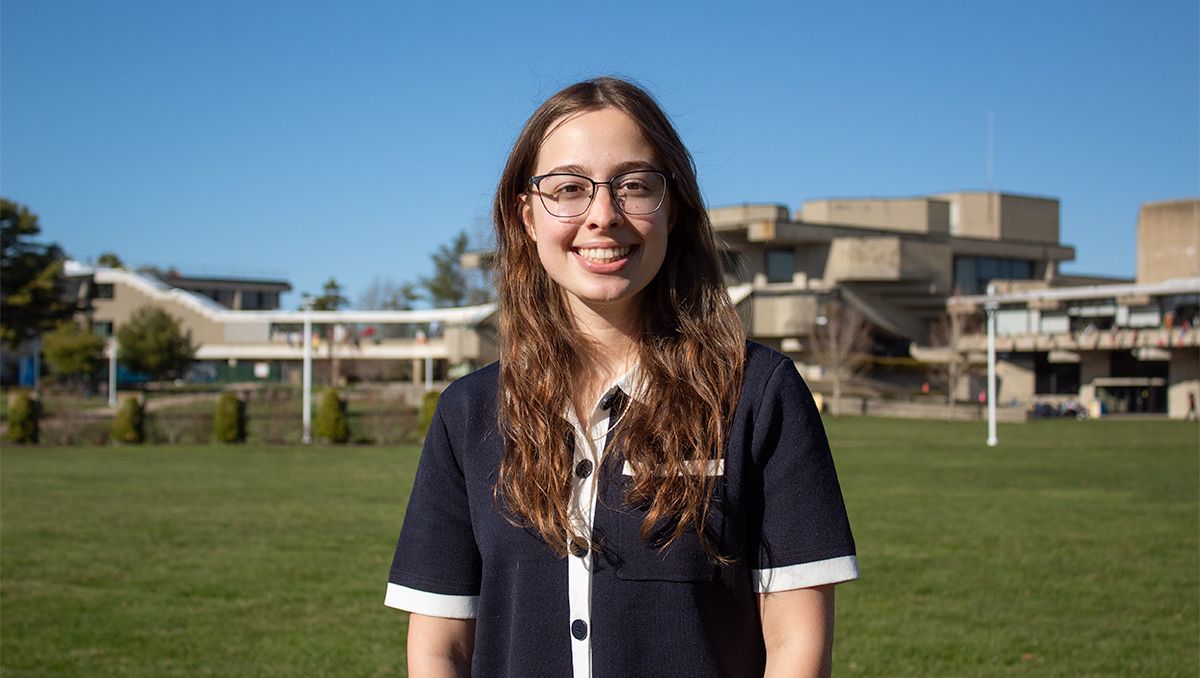 Angel Pelissari headshot