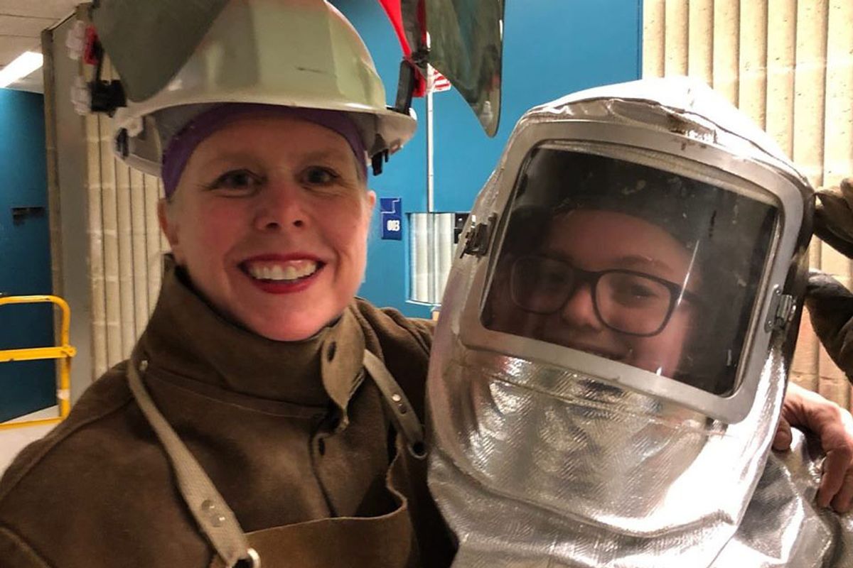 Jessica O'Connell (right) pictured with Professor Stacy Latt Savage (left)