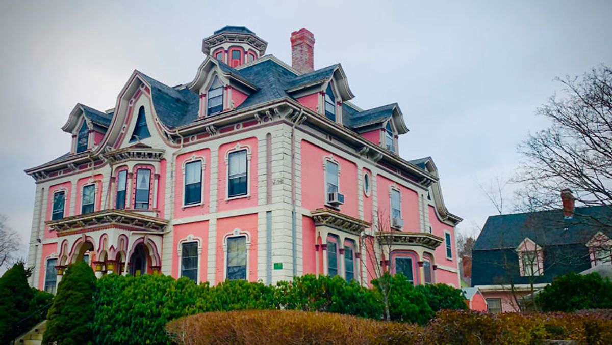Part of an architectural tour of New Bedford. The style shown here is the Second Empire. Photograph courtesy of Pamela Karimi.