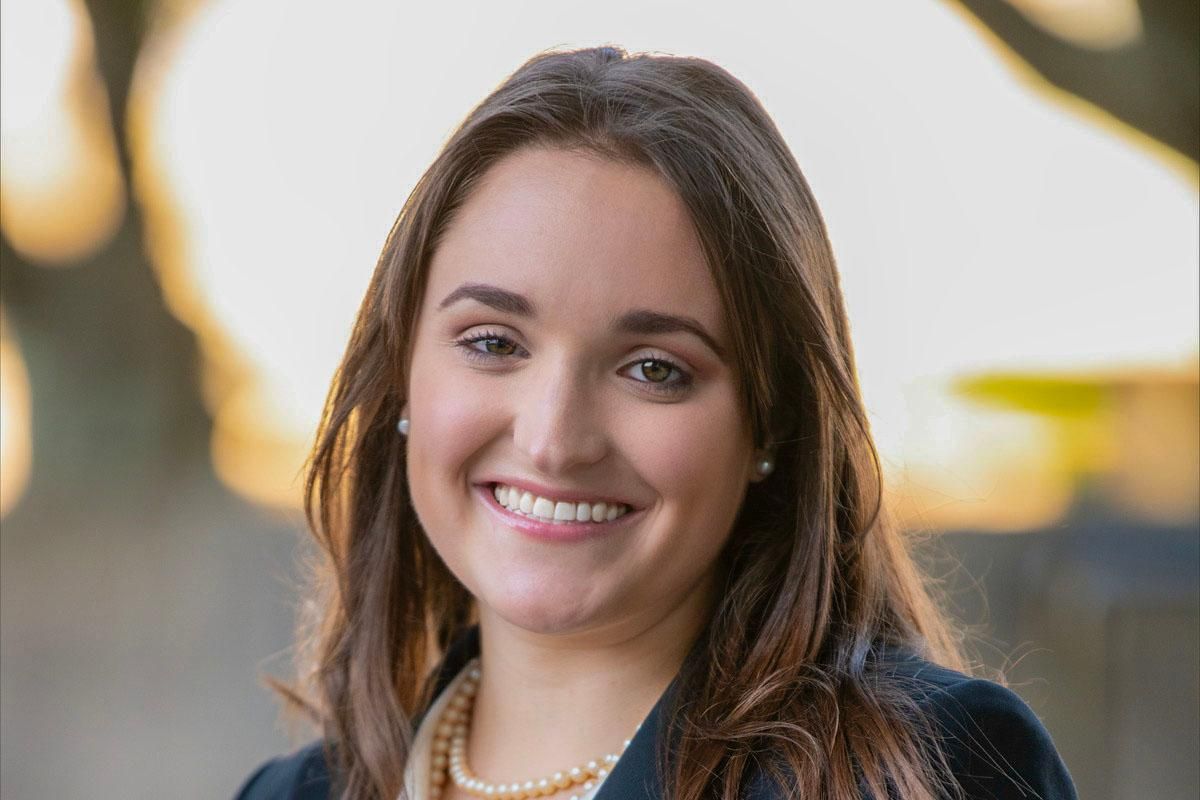 Nicole Kach '24 Senior Political Science major