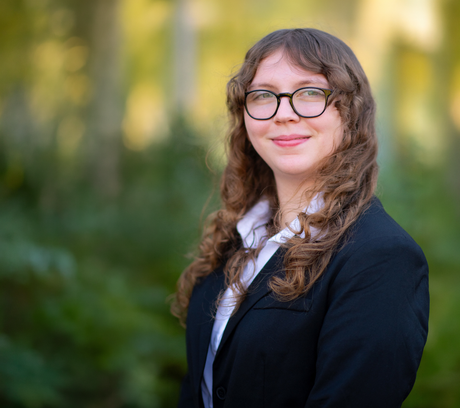 Computer science student Jess Welsh portrait
