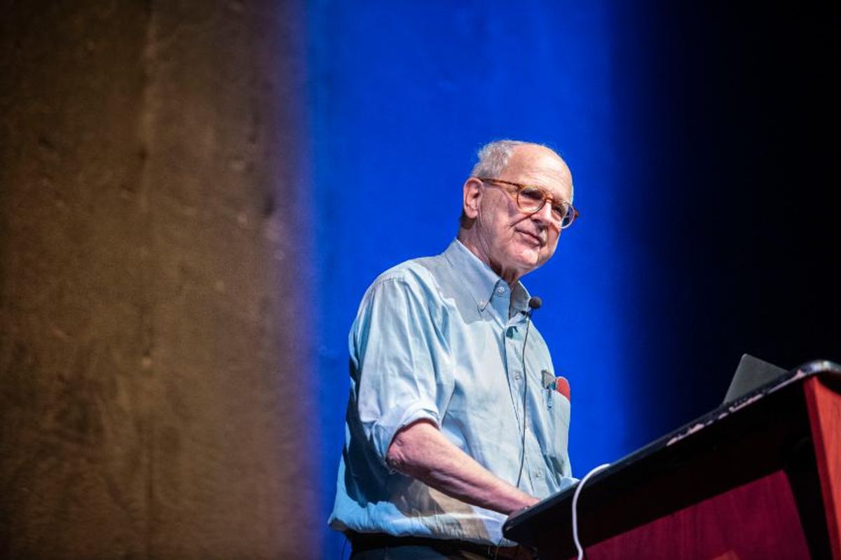 Lecturer Rainer Weiss