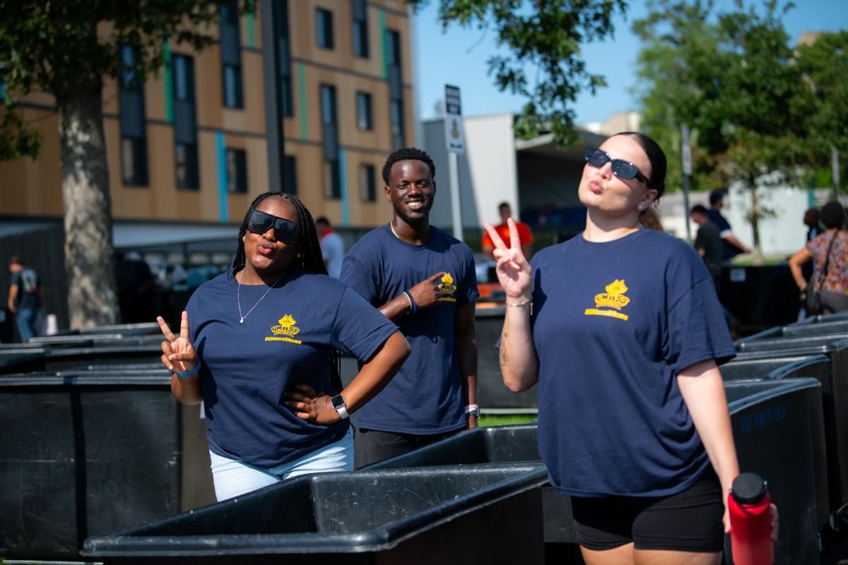 Students helping during move in