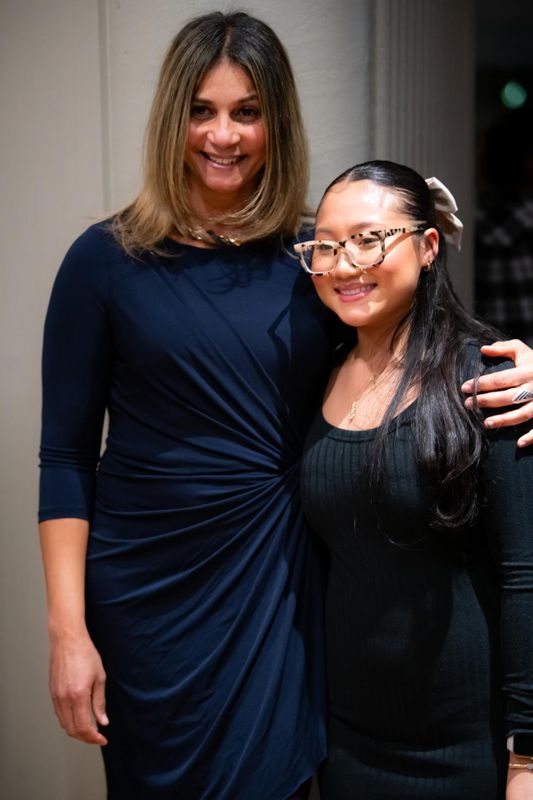 Vera Delgado (left) and Alyssa Dang '27 (right)