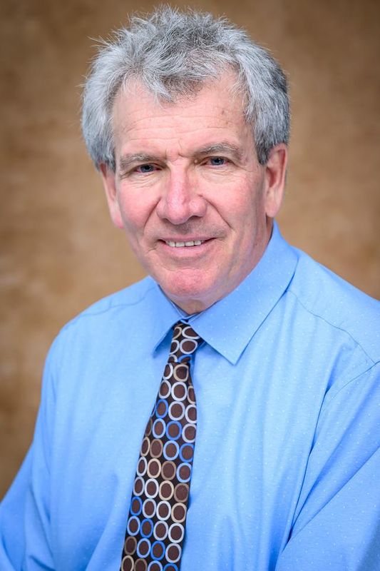 Robert Segura headshot