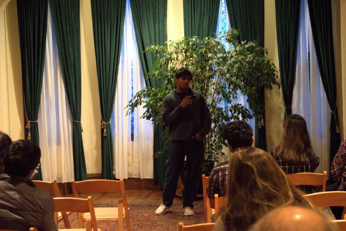 SMAST graduate student Parth Sastry at the Scientist Stories event