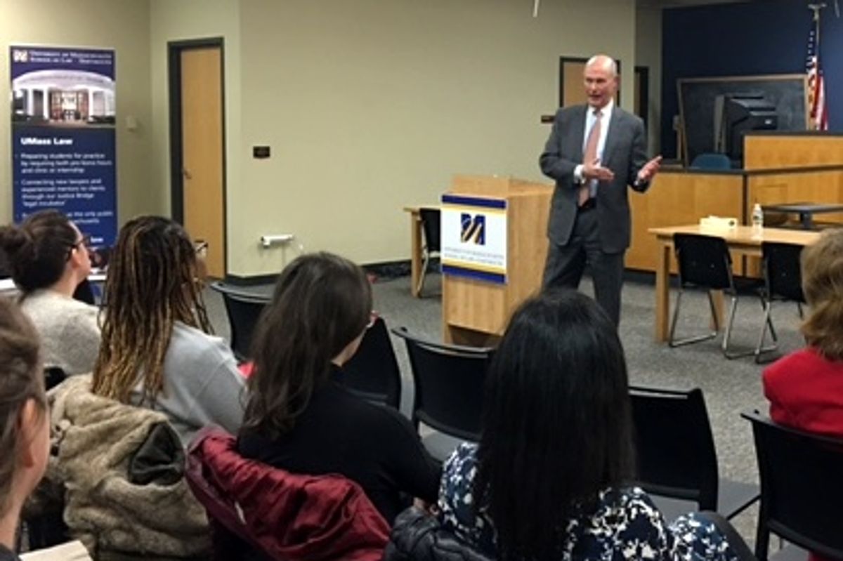 N.Y. immigration attorney George Akst speaks at Law School