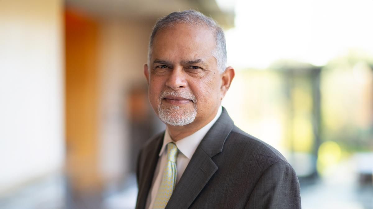 Portrait of Dean Madan Annavarjula