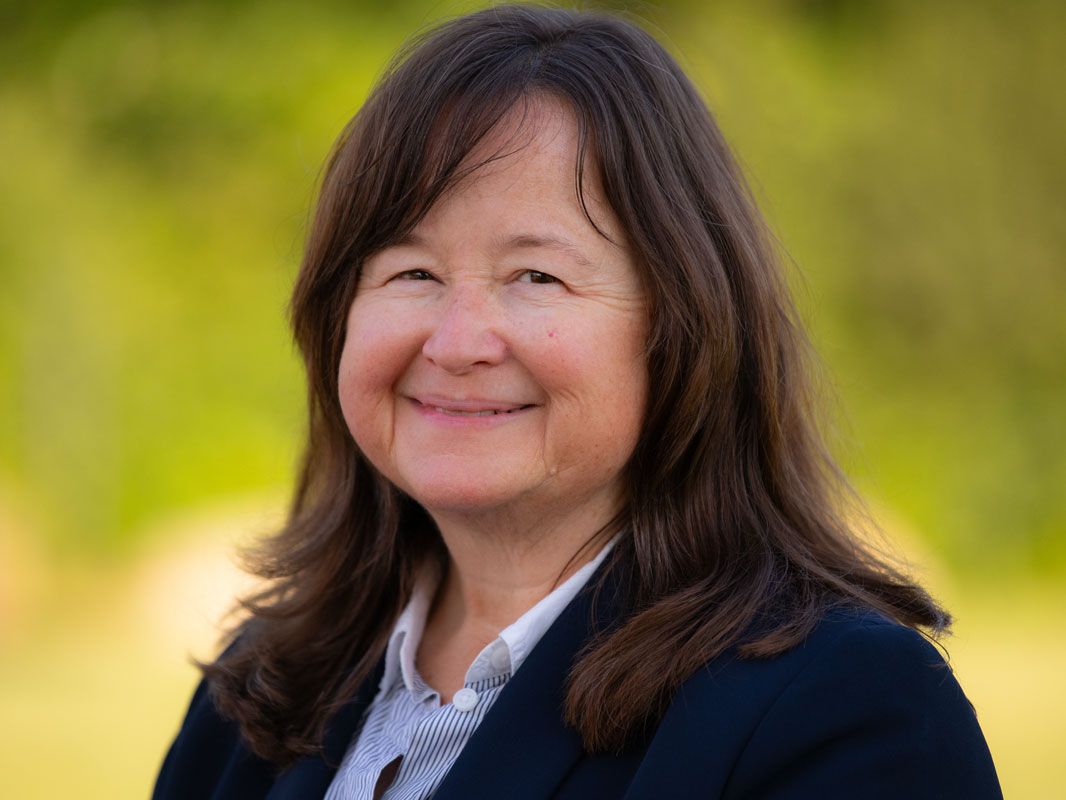 Julie Cahill