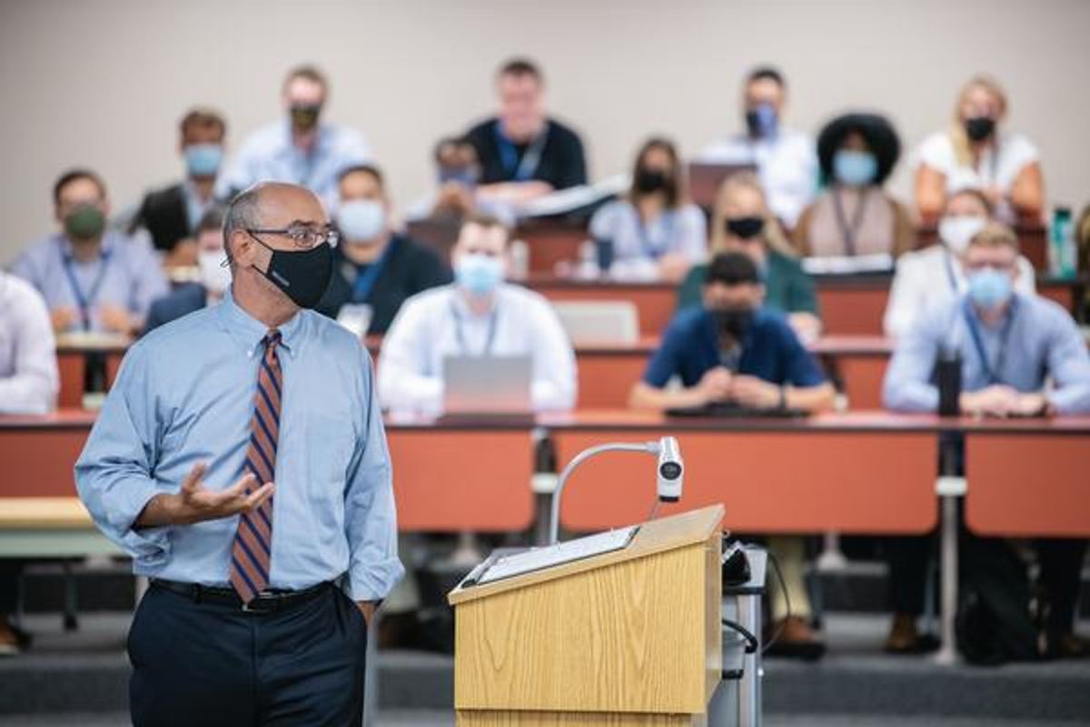 Dean Erick Mitnick speaks to incoming UMass Law students at the start of orientation in 2021
