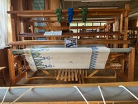 Paula Becker, handwoven historical reproduction of a Loja Saarinen Curtain (detail), assisted by Sim Rosseau. Photo Credit: James Haefner/ Cranbrook Center for Collections and Research