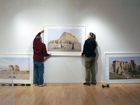 Stateless Gallery Space