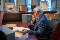 Barney Frank viewing the Barney Frank Collection at UMass Dartmouth