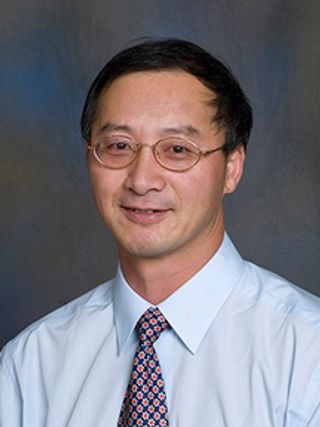 Wenzhen Huang