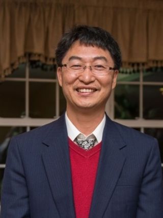 Maolin Guo