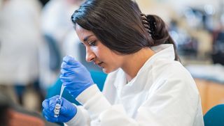 Student testing in MLS lab