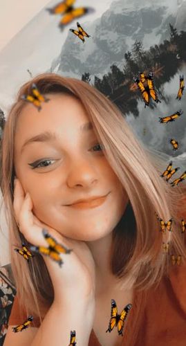 Nicole V Cowden portrait
