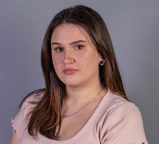 Alissa Taxiera headshot