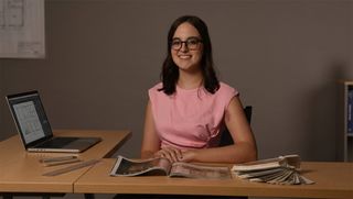 Samantha Viveiros headshot