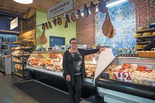 Gloria de Sa, Portugalia Market, Fall River