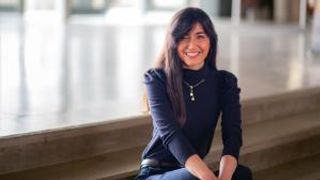 Mechanical engineering student and ISSA founder Farnaz Feyli in the library