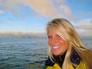 SMAST PhD student Lindsay Graff in the field