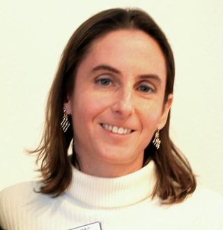 CAS Dean Pauline Entin Headshot