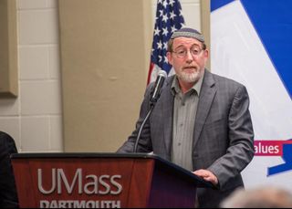 Professor Mark Altabet at podium