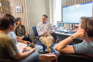 Lance Fiondella meeting with graduate students