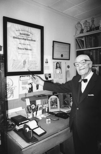 Dr Boivin in his study