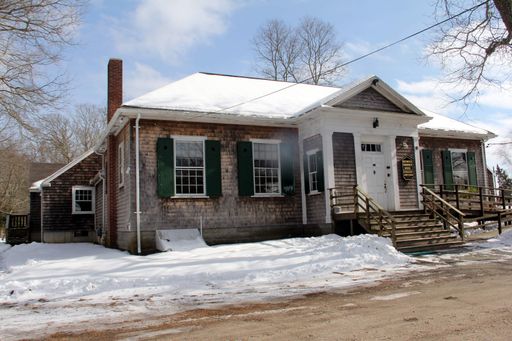 Quaker Community Building