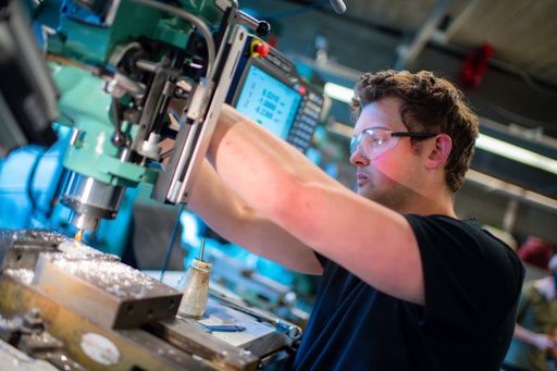 Mechanical Engineering student Ryan Masoud '25 working in the machine shop