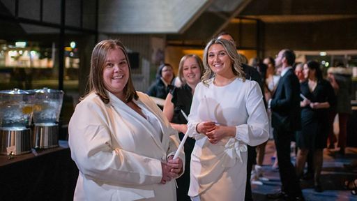 Kathleen Aadland, Kelly Booth, Tiffany Abbondanza