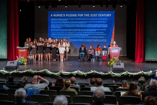 ABSN graduates reciting 