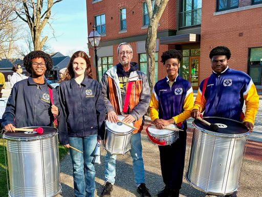 Select Corsair Band members in parade