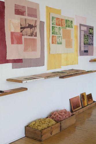 varied clarity: an index, 2021, handmade paper and ink, natural dye, cloth, reclaimed lumber, 7’ x 14’ installation. Photo credit: Hope Millham