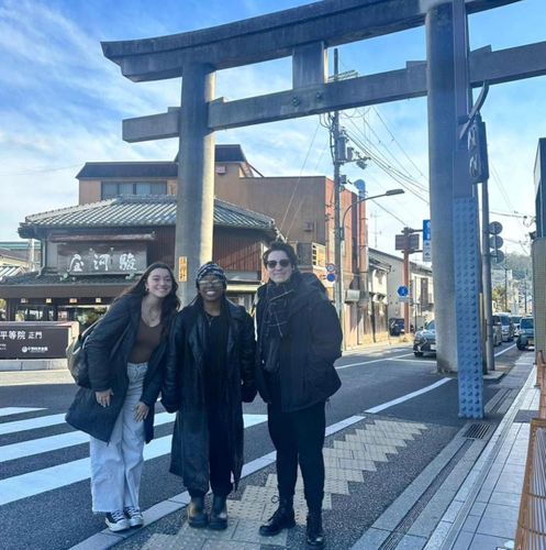Left to right: Kelsey Ferreira, Cami Boyd-Thomas, and Caro Cuevas pictured in Kyoto, Japan