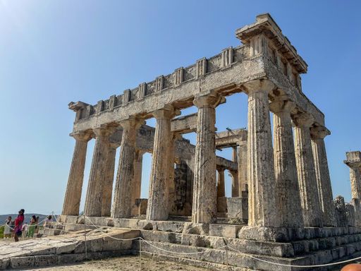 The ancient Greek Parthenon, photographed by Devon Zapor '24