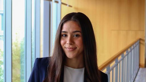 Crime and justice studies/philosophy student Aaliyah Encarnacion smiling