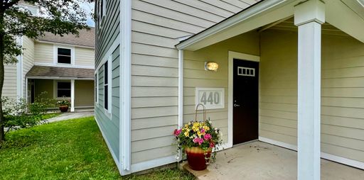 Cedar Dell housing, exterior