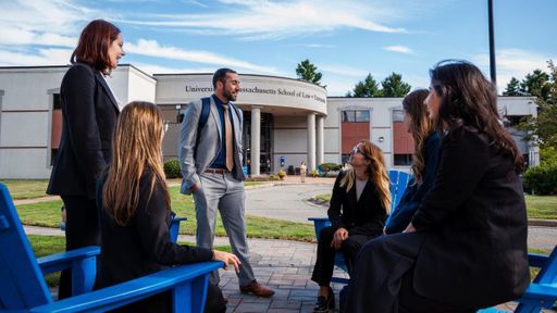 Incoming 1L students meet in front of the law school.