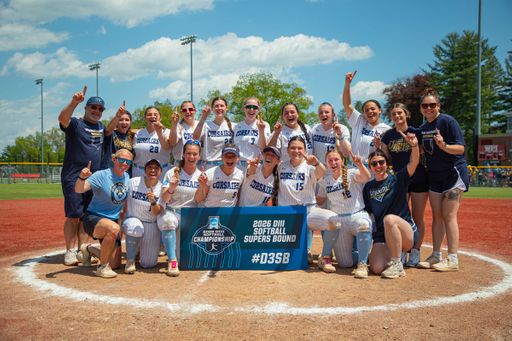 Raelynn and team at the 2026 D3 Softball Championship