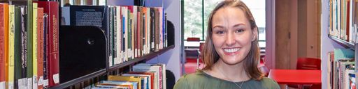 Portrait of English major Kamryn Kobel '24