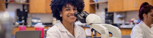 MLS student, Hianula Monteiro '24, in the lab